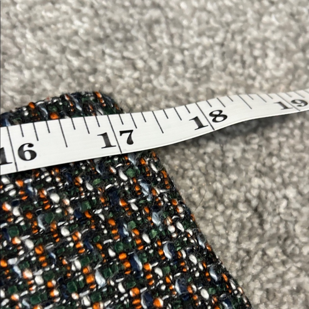 Elegant Ann Taylor Factory Tweed Skirt - Picture 8 of 13